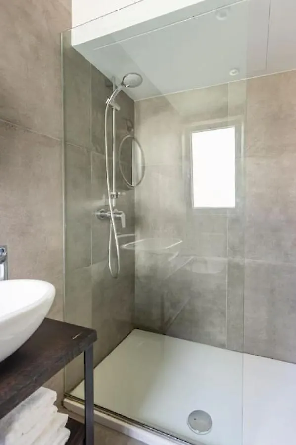 The Valley Room 7 Condo With Parking On Premises Saint Julian's