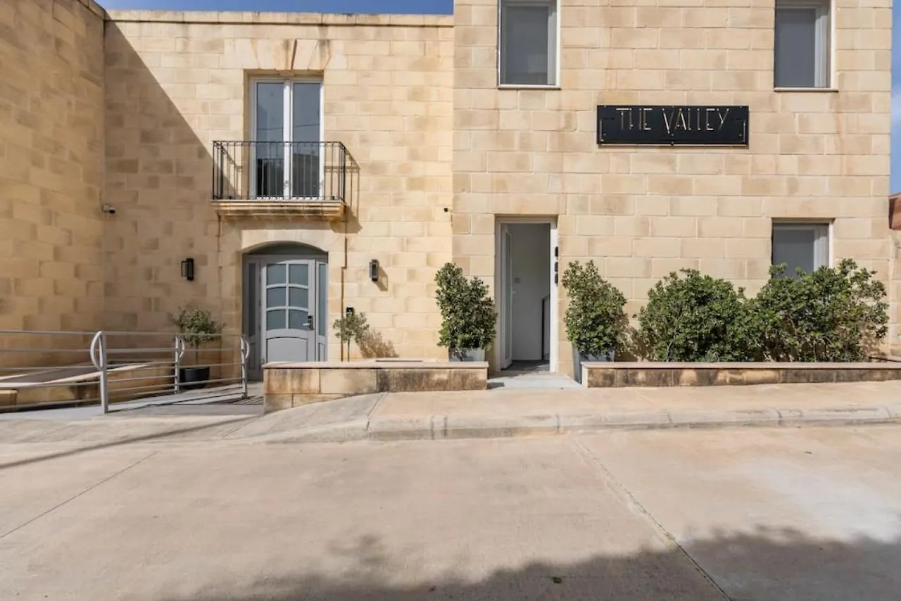 The Valley Room 7 Condo With Parking On Premises Saint Julian's Guest house