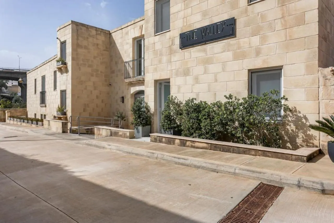 Guest house The Valley Room 7 Condo With Parking On Premises Saint Julian's Malta
