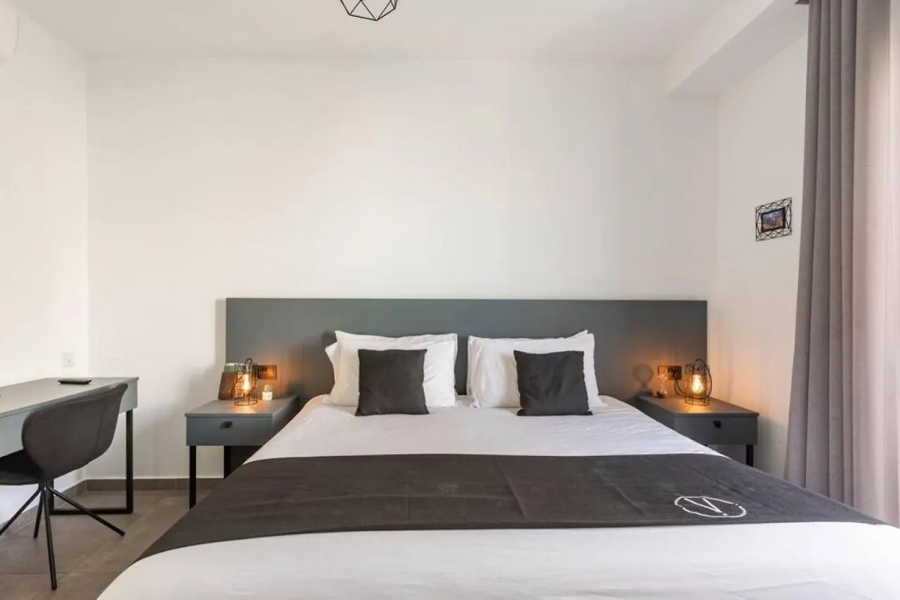 The Valley Room 7 Condo With Parking On Premises Saint Julian's